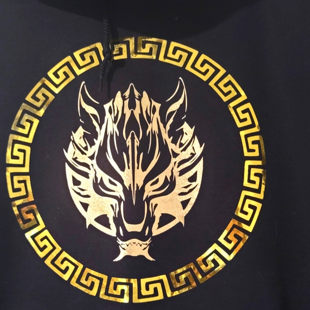 sweater / hoodies